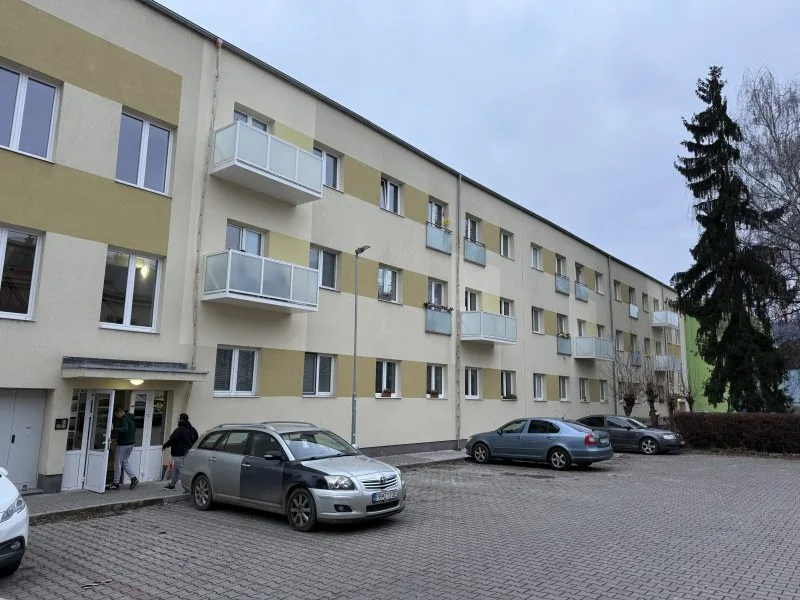 Montáž balkónov na bytovom dome